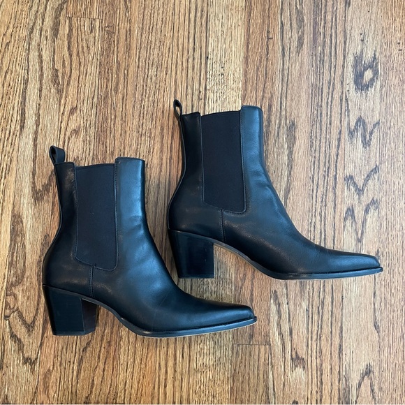 Dolce Vita Shadie Waterproof Pointed Toe Chelsea Boot - Picture 4 of 14